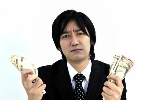 障害年金が貰えなくなるかもしらんね。