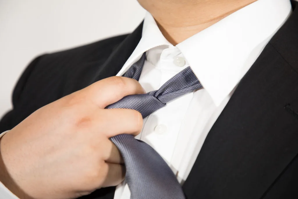 社会の歯車であると誇れる程度には頑張ってみては如何？