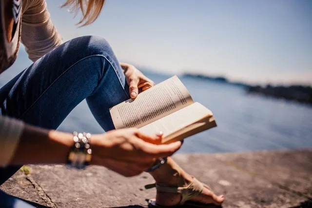 本当に人生に役に立つ読書について語ろうではないか。