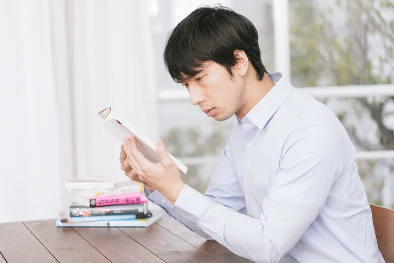構造主義による物語の作り方をまとめておく。