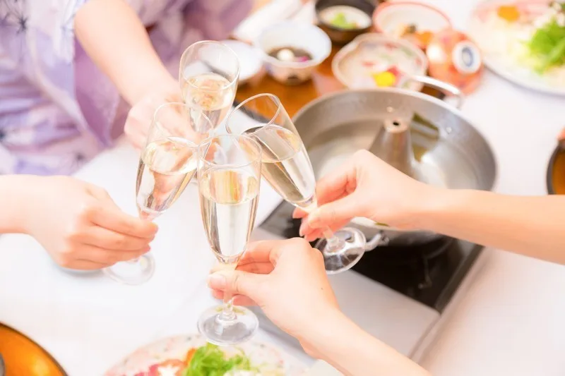 今日は夜から飲み会なのでちゃっちゃと書く。