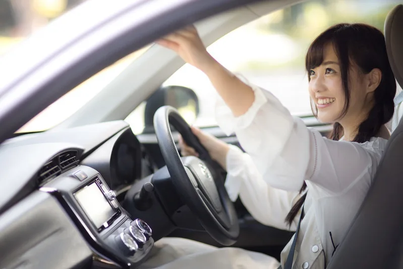 車で通勤するけど読書をする時間がない人には「Audible」がおすすめですよ。
