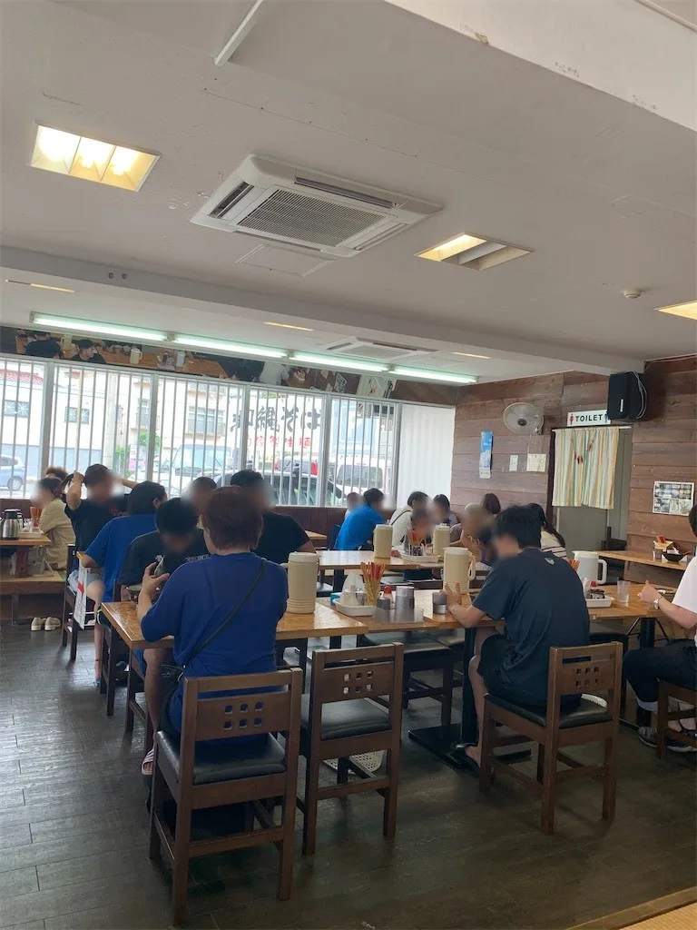 沖縄そば専門店「ゆうなみ」に行ってきた。