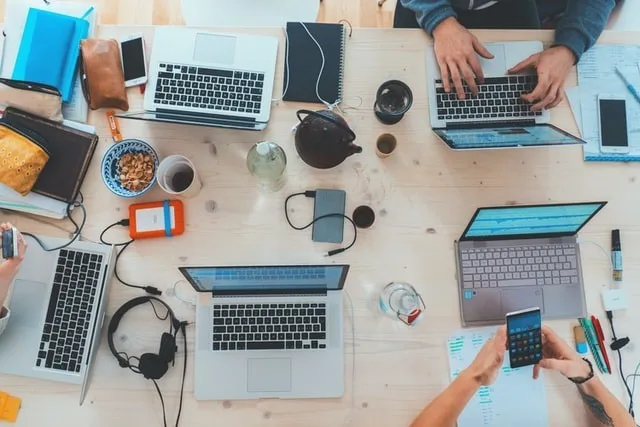 これからネット活動はtech系のコミュニティに所属していこうかと思う。