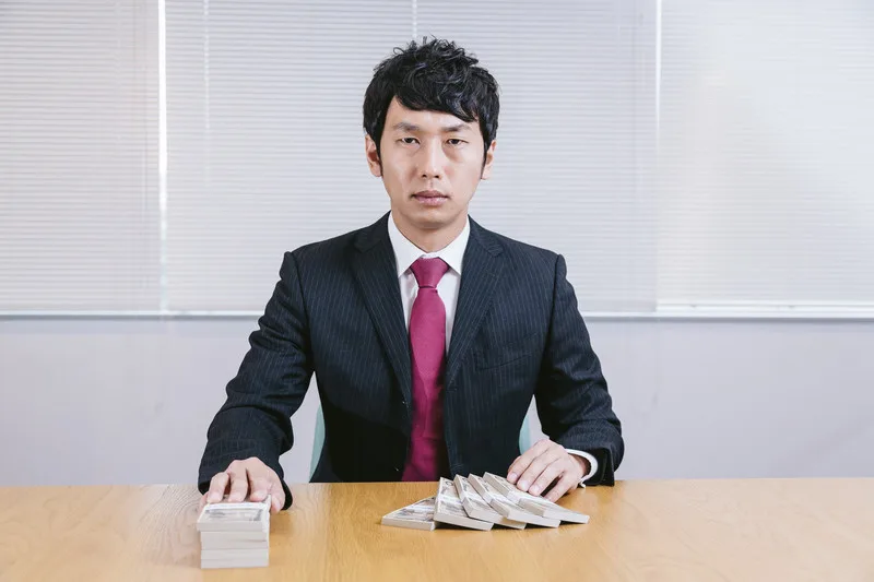 なんで自分はネットで金稼ぎ系の人たち嫌いなんだろうね？