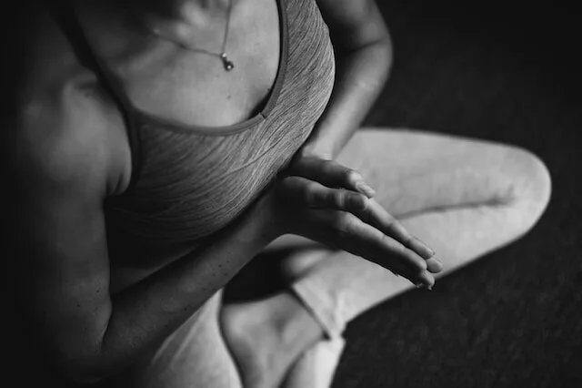 40歳からヨガを始めるとどうなるのか興味を持った。